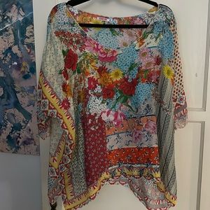 Johnny was blouse, extra large, short sleeves